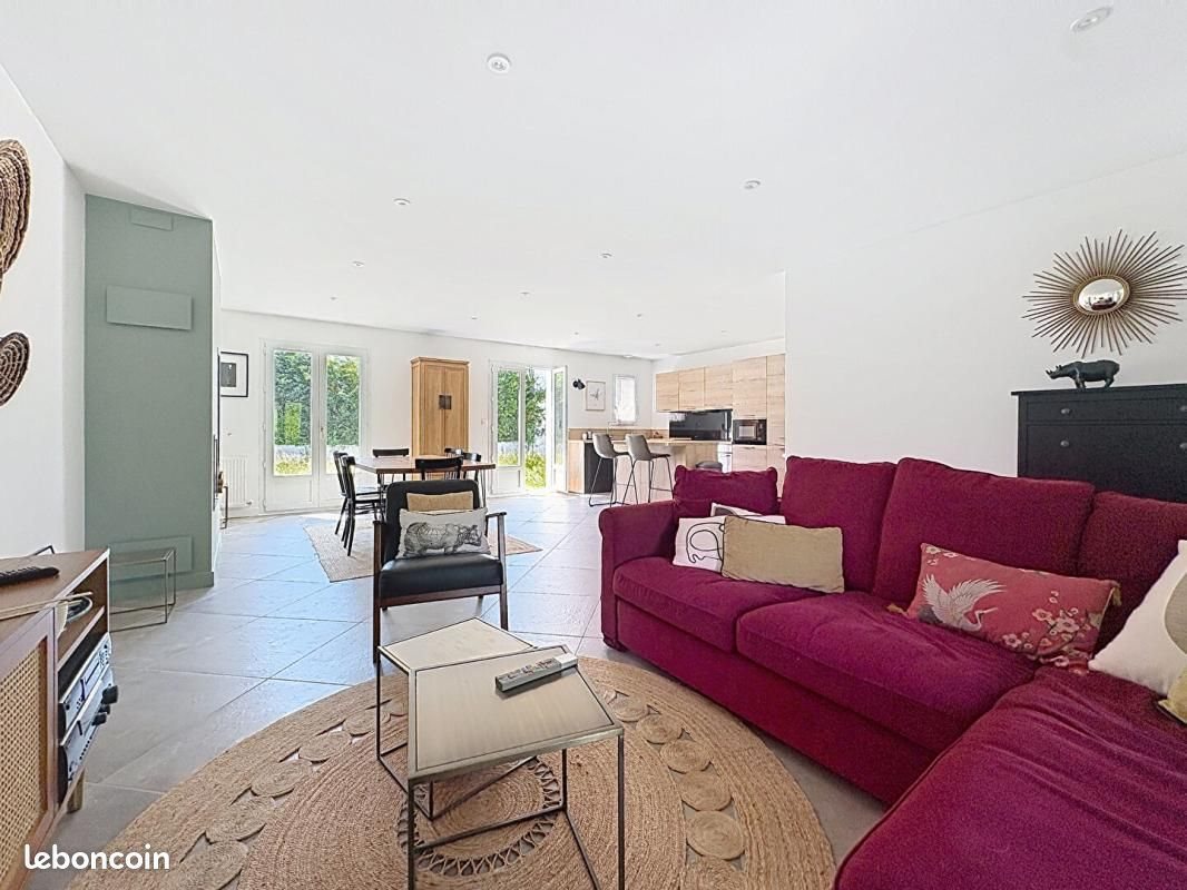 Maison à louer, 123m², Rochefort