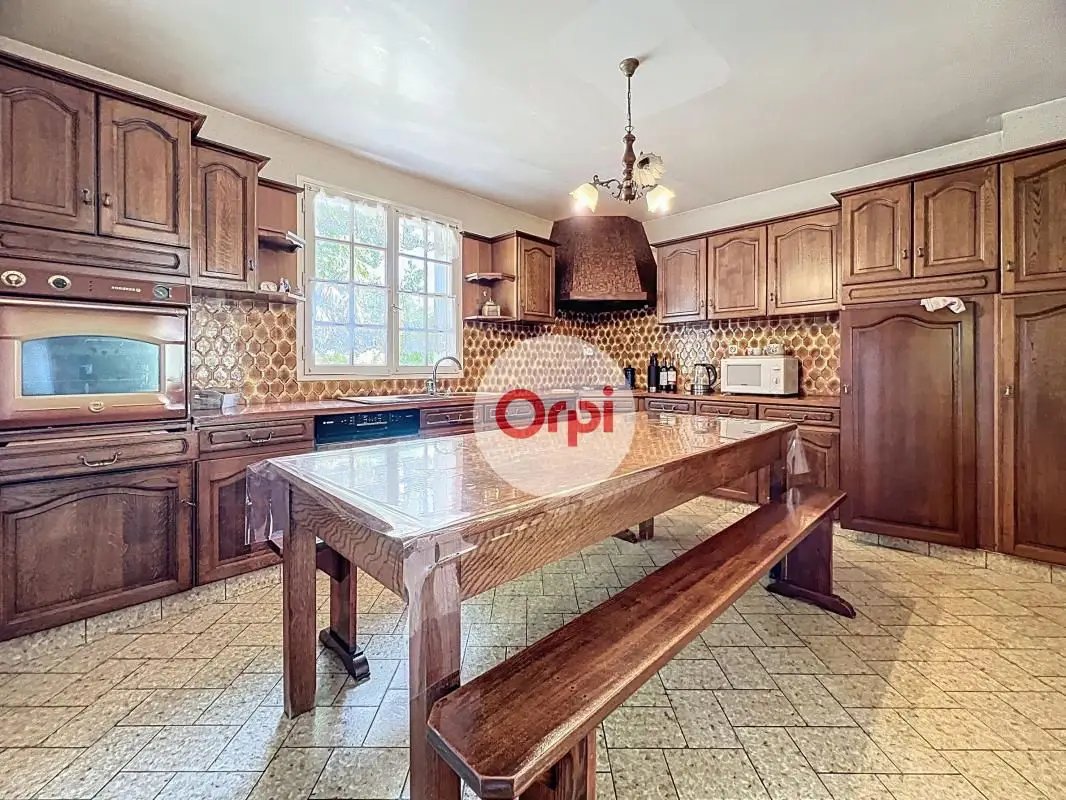 Maison à vendre, 180m², Pluherlin