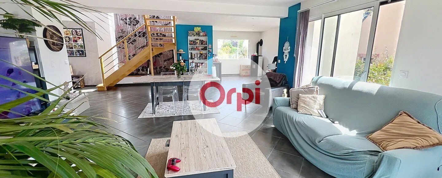 Maison à vendre, 180m², Berric