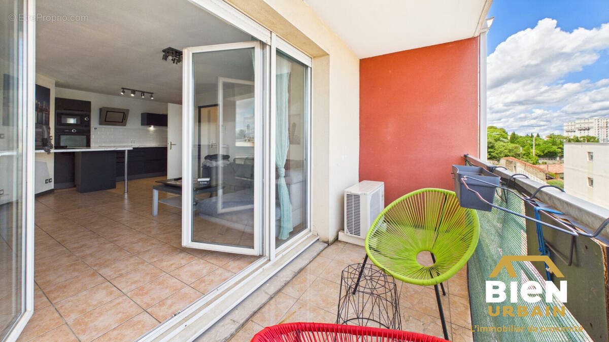 Appartement à vendre, 63m², Nîmes