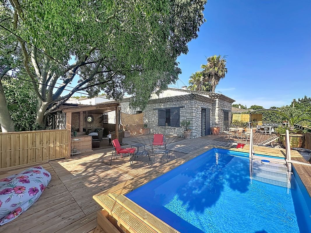 Maison à vendre, 159m², Clarensac