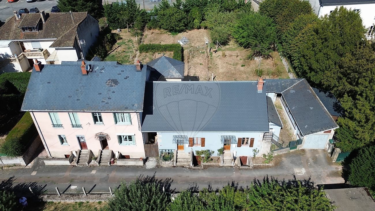 Maison à vendre, 256m², Luzy