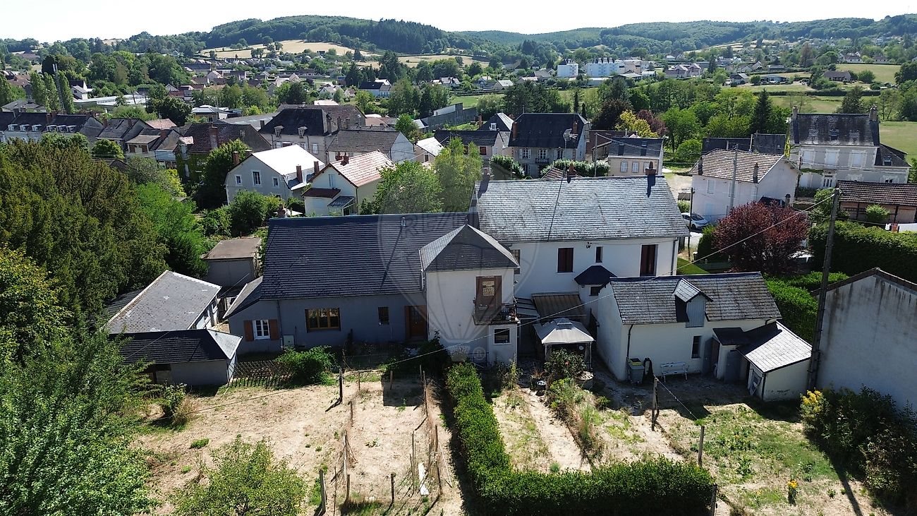 Maison à vendre, 256m², Luzy