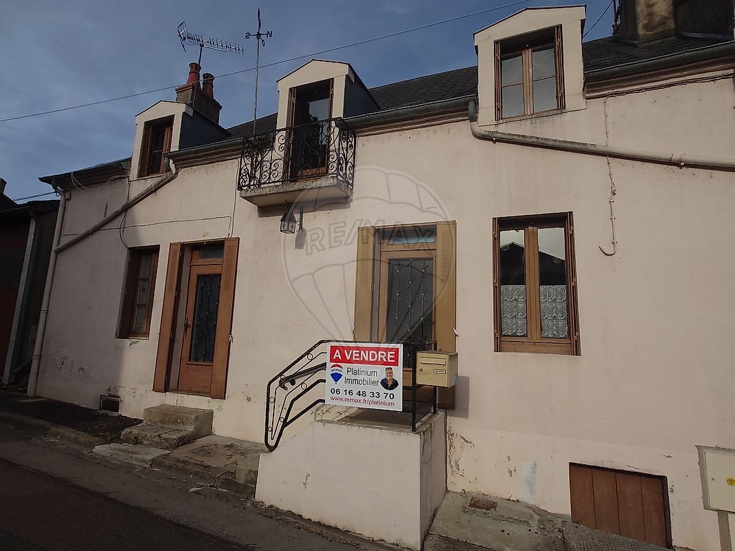 Maison à vendre, 122m², Luzy