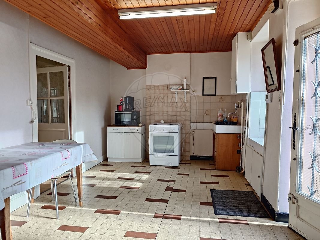 Maison à vendre, 122m², Luzy