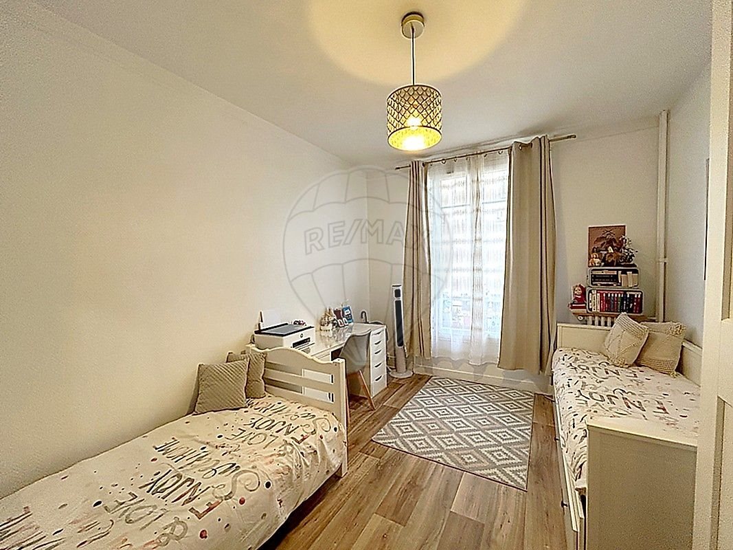 Appartement à vendre, 52m², Courbevoie