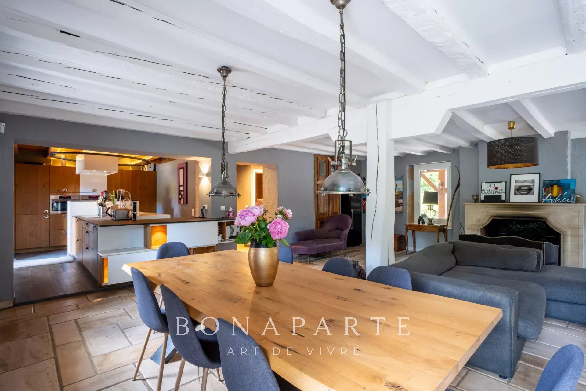 Maison à vendre, 314m², Saint-Genis-Pouilly