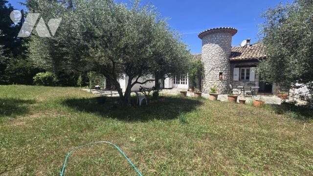 Maison à vendre, 120m², La Gaude