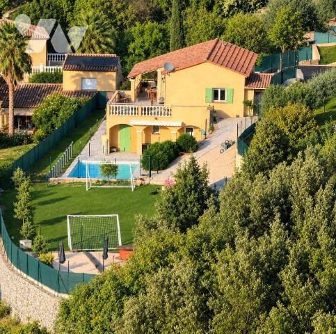 Maison à vendre, 161m², La Roquette-sur-Var