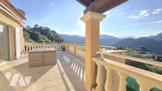 Maison à vendre, 161m², La Roquette-sur-Var