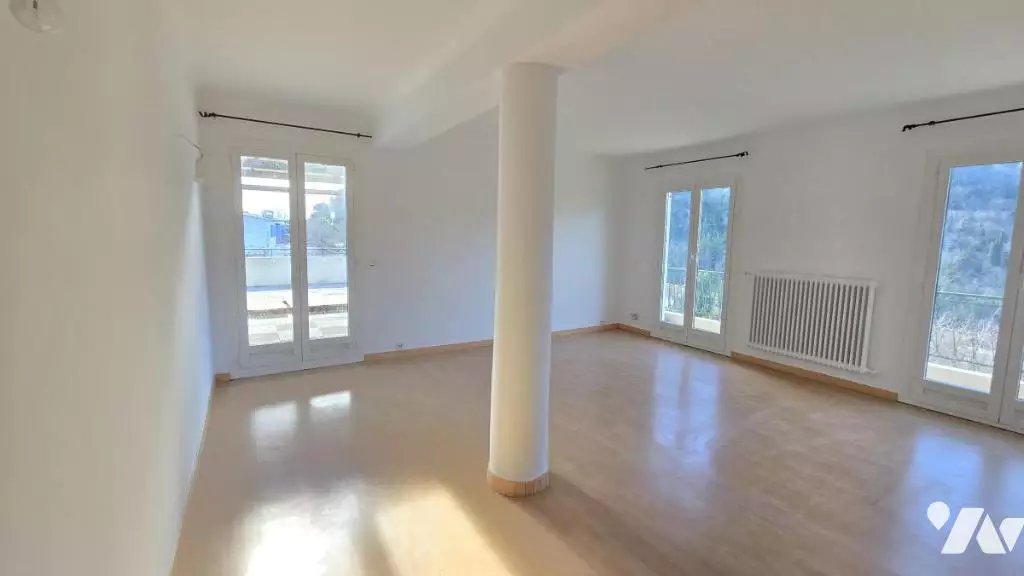 Appartement à vendre, 84m², Tourrette-Levens