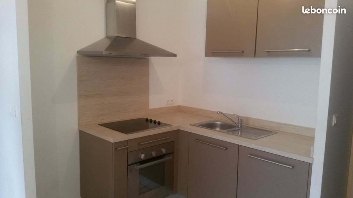 Appartement à louer, 38m², Arles