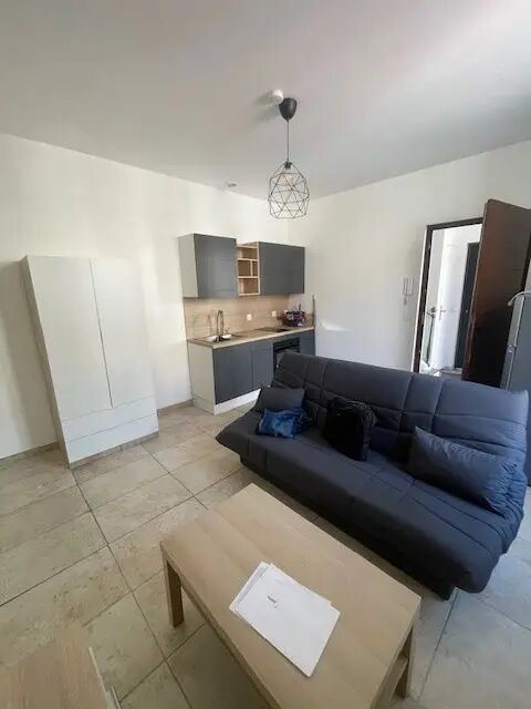 Appartement à louer, 19m², Arles