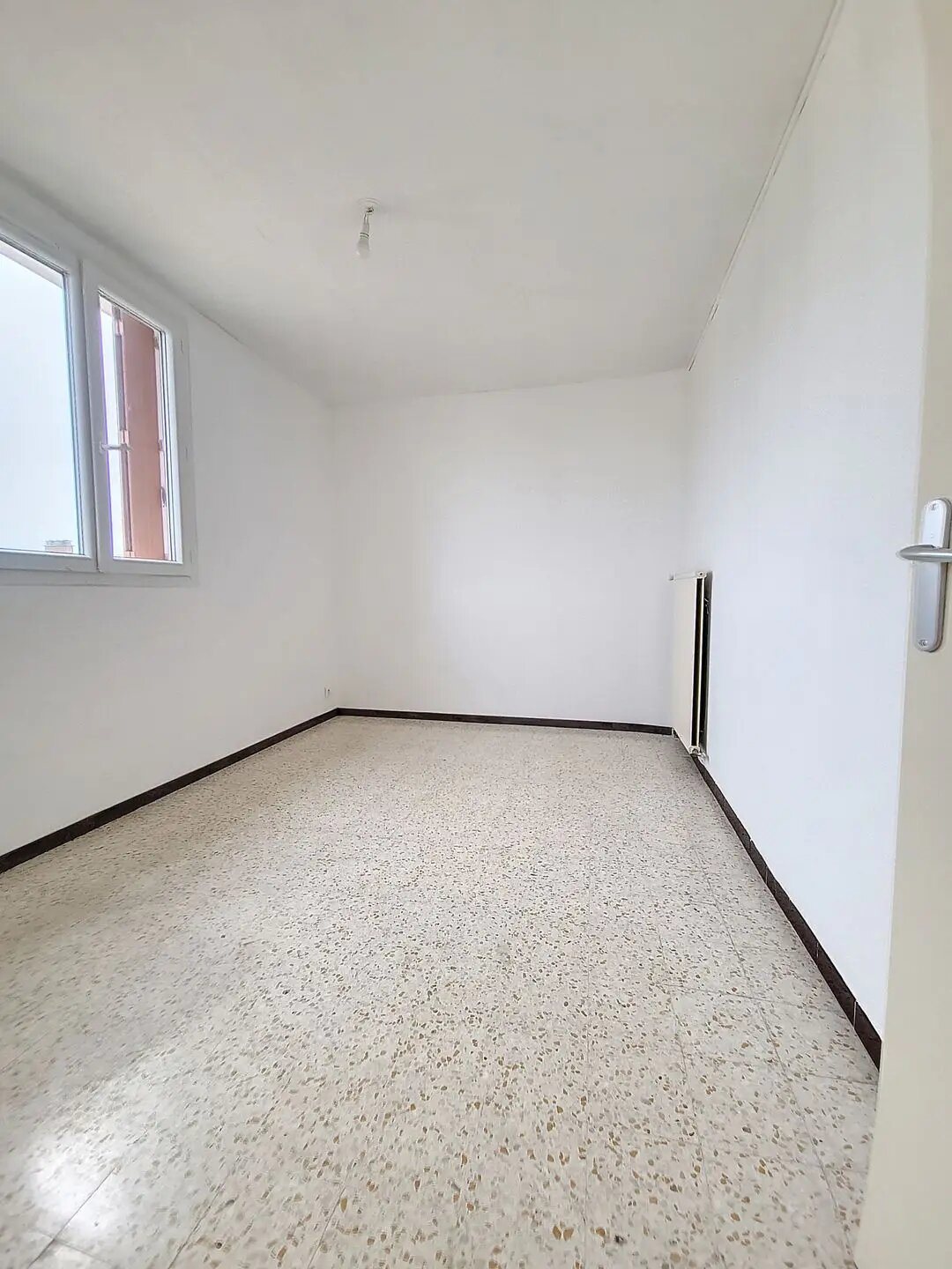 Appartement à louer, 72m², Arles