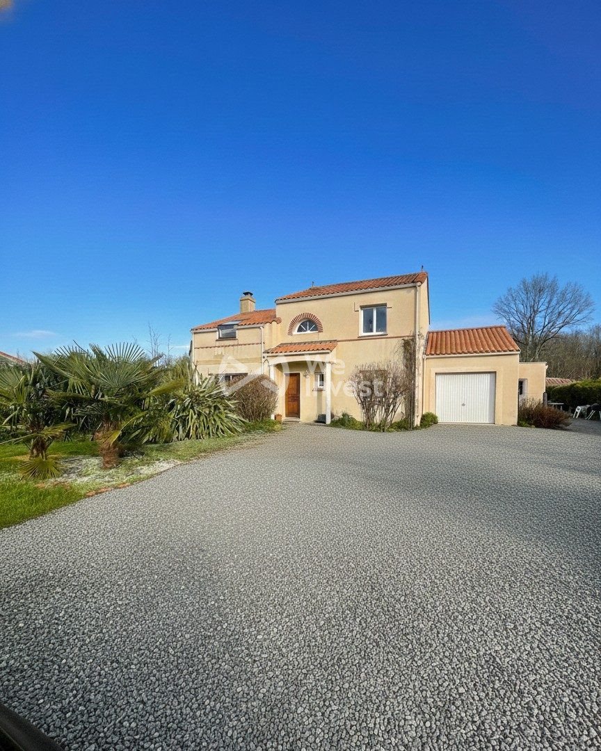 Maison à vendre, 254m², La Chevrolière