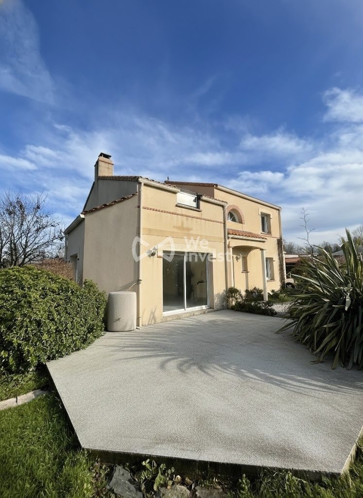 Maison à vendre, 254m², La Chevrolière