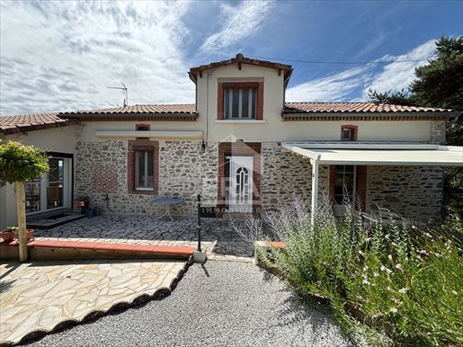 Maison 5 pièces 180 m² · à Carmaux · 180 m² · 319 500 €
