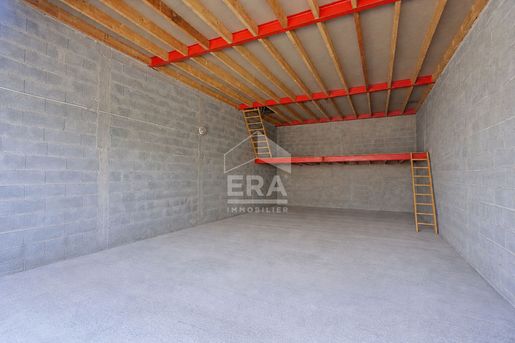 Parking 154 m² · à Lescure-d'Albigeois · 154 m² · 60 000 €