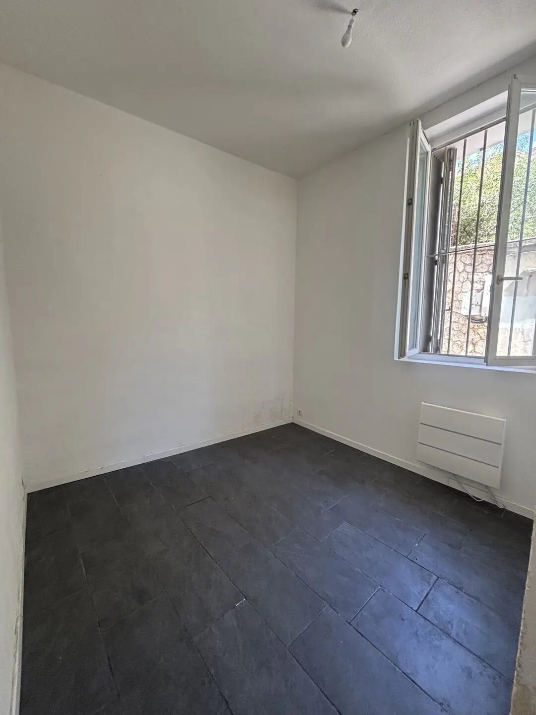 Appartement à vendre, 32m², Aubagne