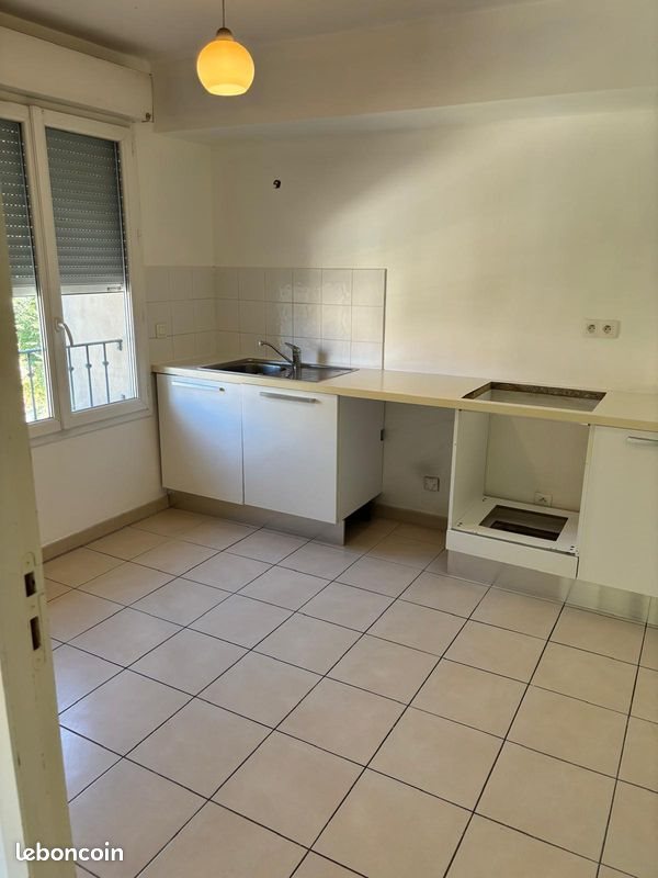 Appartement à louer, 75m², Marseille 13ème