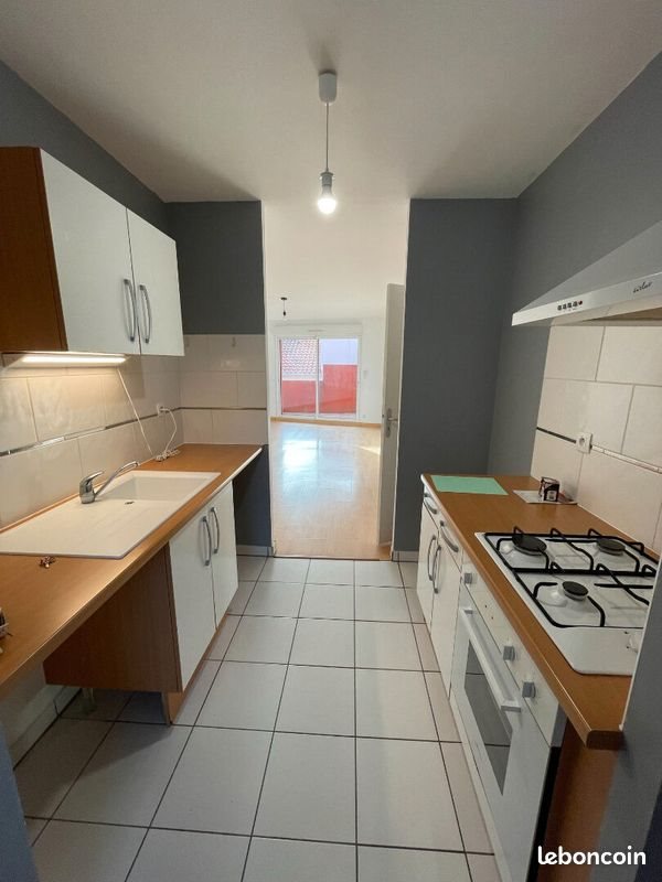 Appartement à louer, 67m², Port-Saint-Père