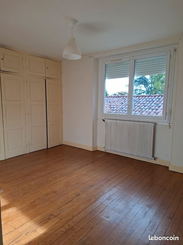 Maison à louer, 70m², Auros