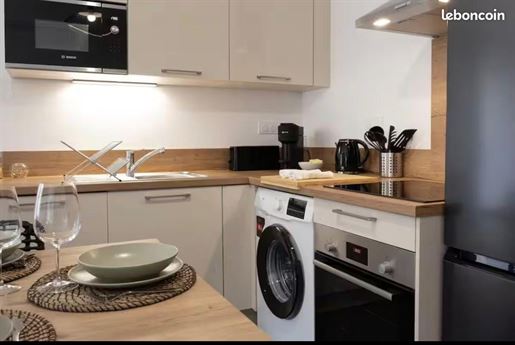 Advert pic 0
