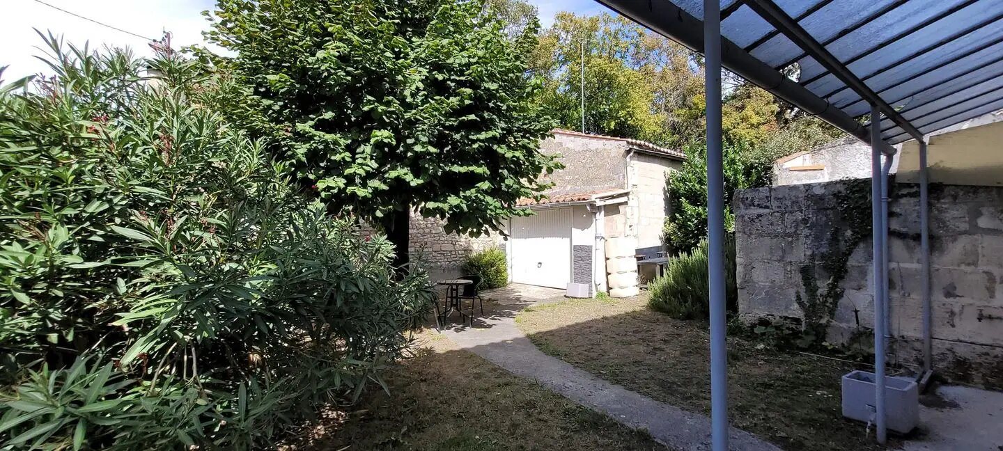 Maison à vendre, 108m², Saint-Jean-d'Angély