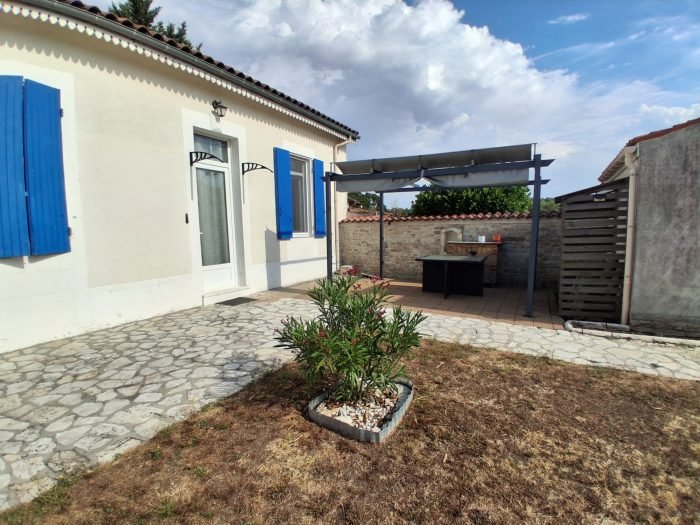 Maison à louer, 103m², Saint-Julien-de-l'Escap