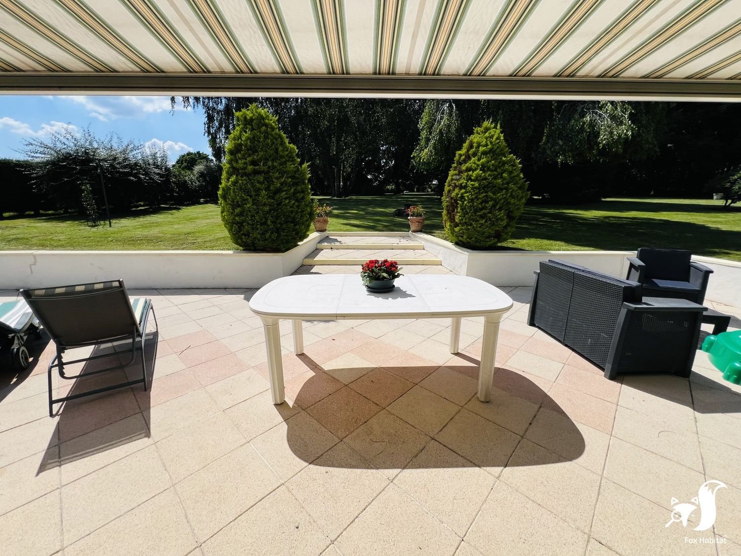 Maison à vendre, 380m², Neuville-Saint-Rémy