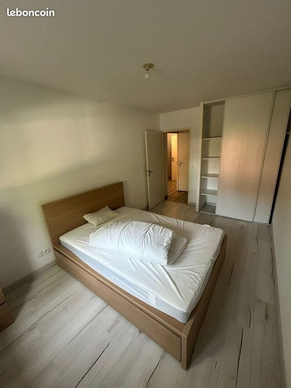 Appartement à louer, 48m², Talence
