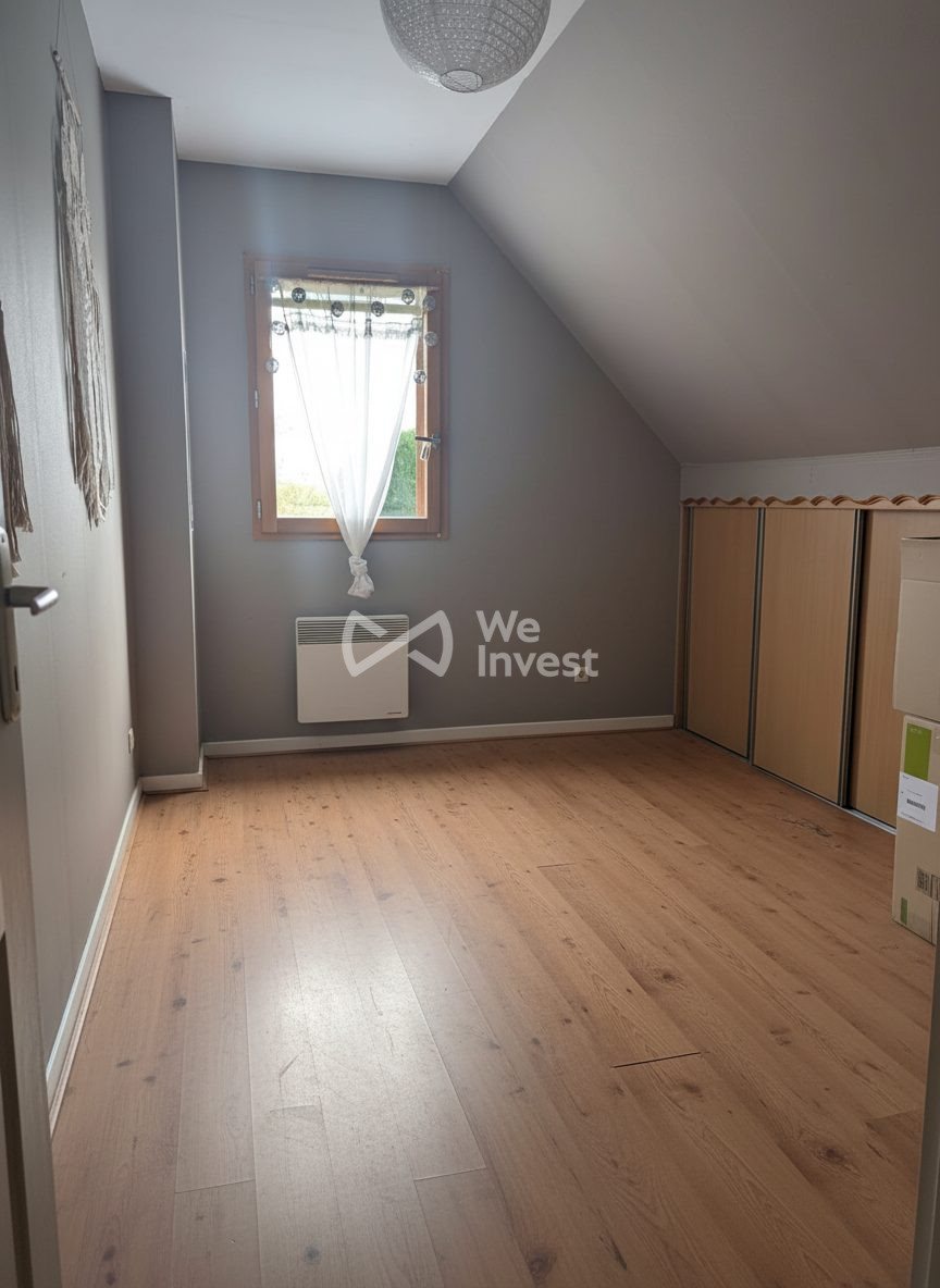 Maison à vendre, 138m², Neuville-Ferrières