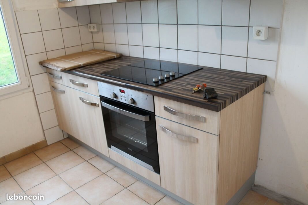 Maison à louer, 126m², Plessala