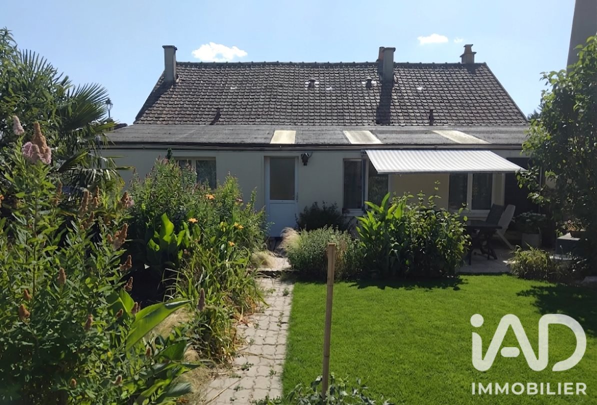 Maison à vendre, 141m², Arcisses
