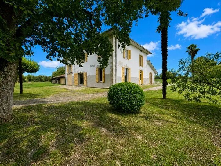 Maison à vendre, 420m², Sainte-Marie-de-Gosse