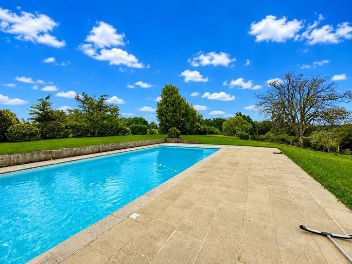Maison à vendre, 420m², Sainte-Marie-de-Gosse