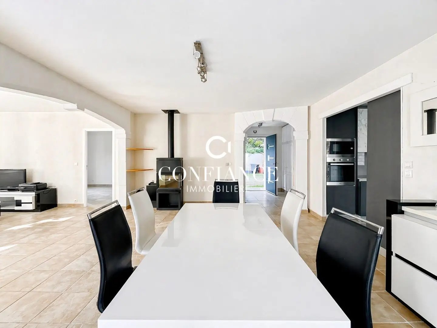 Maison à vendre, 140m², Pierrefeu
