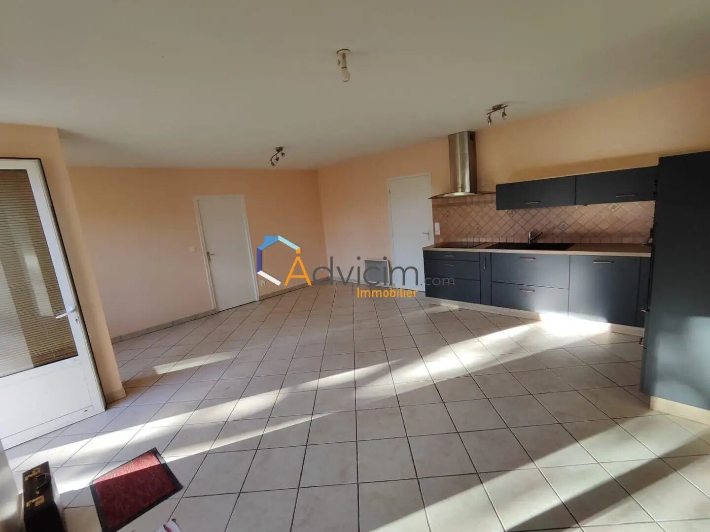 Maison à louer, 87m², Villaines-la-Juhel