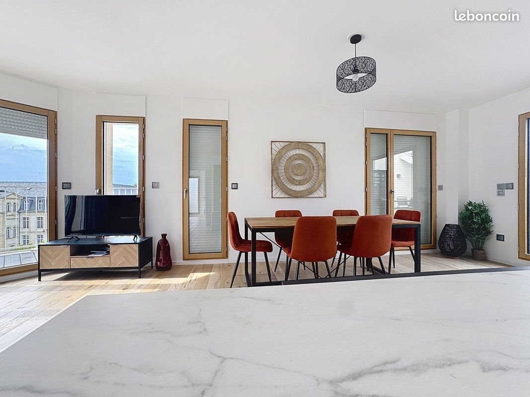 Appartement à louer, 113m², Vanves