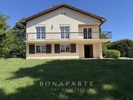 Maison 6 pièces 140 m² · à Ambérieux-en-Dombes · 140 m² · 335 000 €