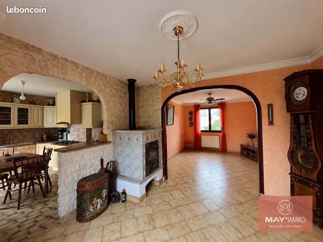 Maison à vendre, 128m², Laval