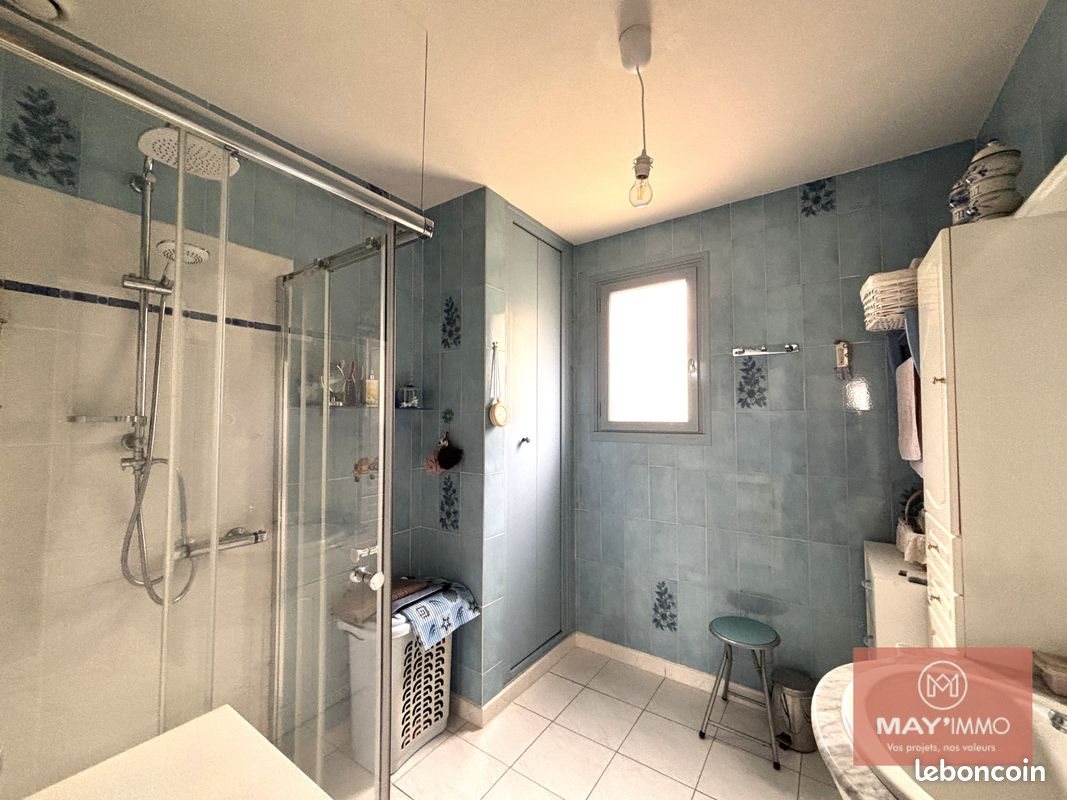 Maison à vendre, 128m², Laval
