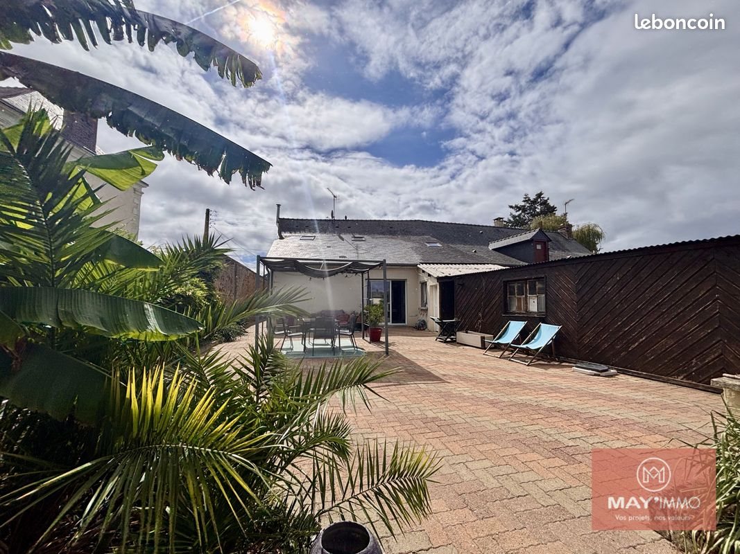 Maison à vendre, 110m², Quelaines-Saint-Gault
