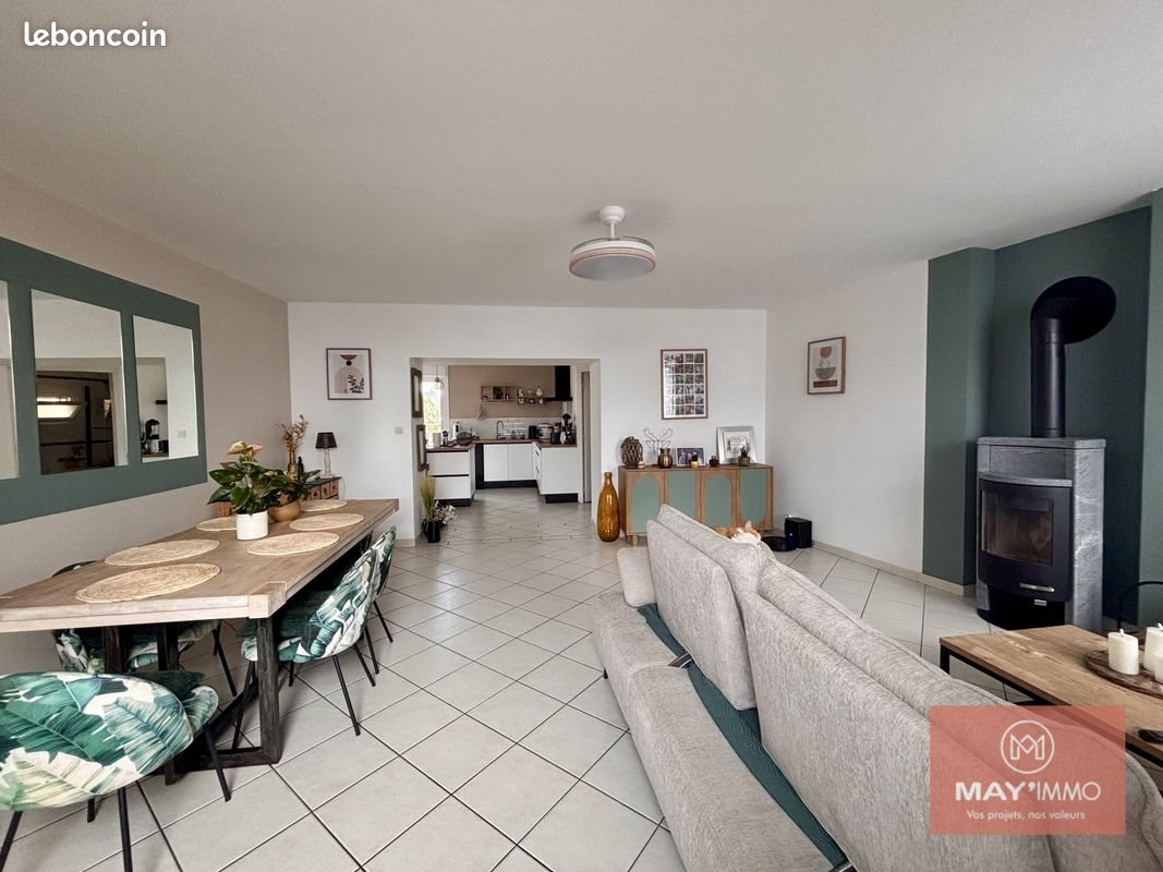 Maison à vendre, 110m², Quelaines-Saint-Gault