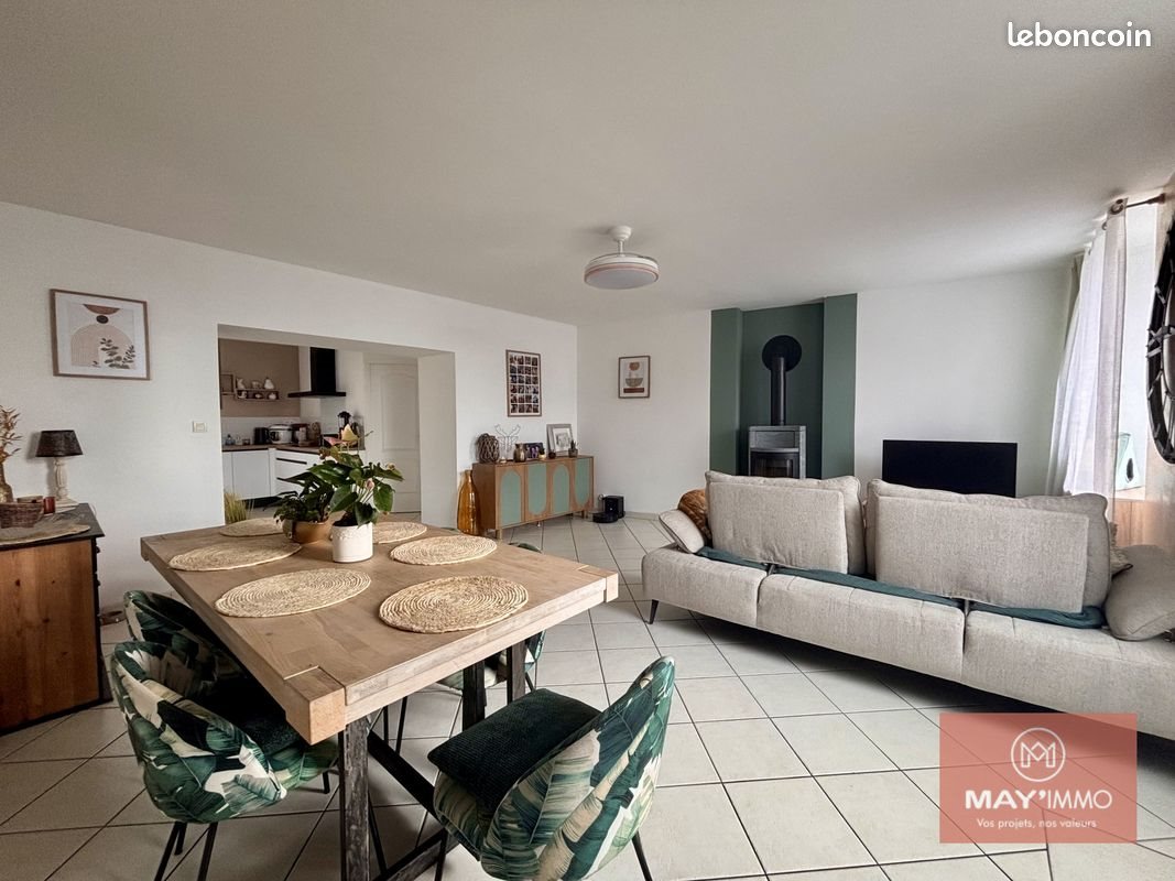 Maison à vendre, 110m², Quelaines-Saint-Gault