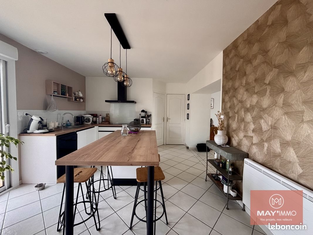 Maison à vendre, 110m², Quelaines-Saint-Gault