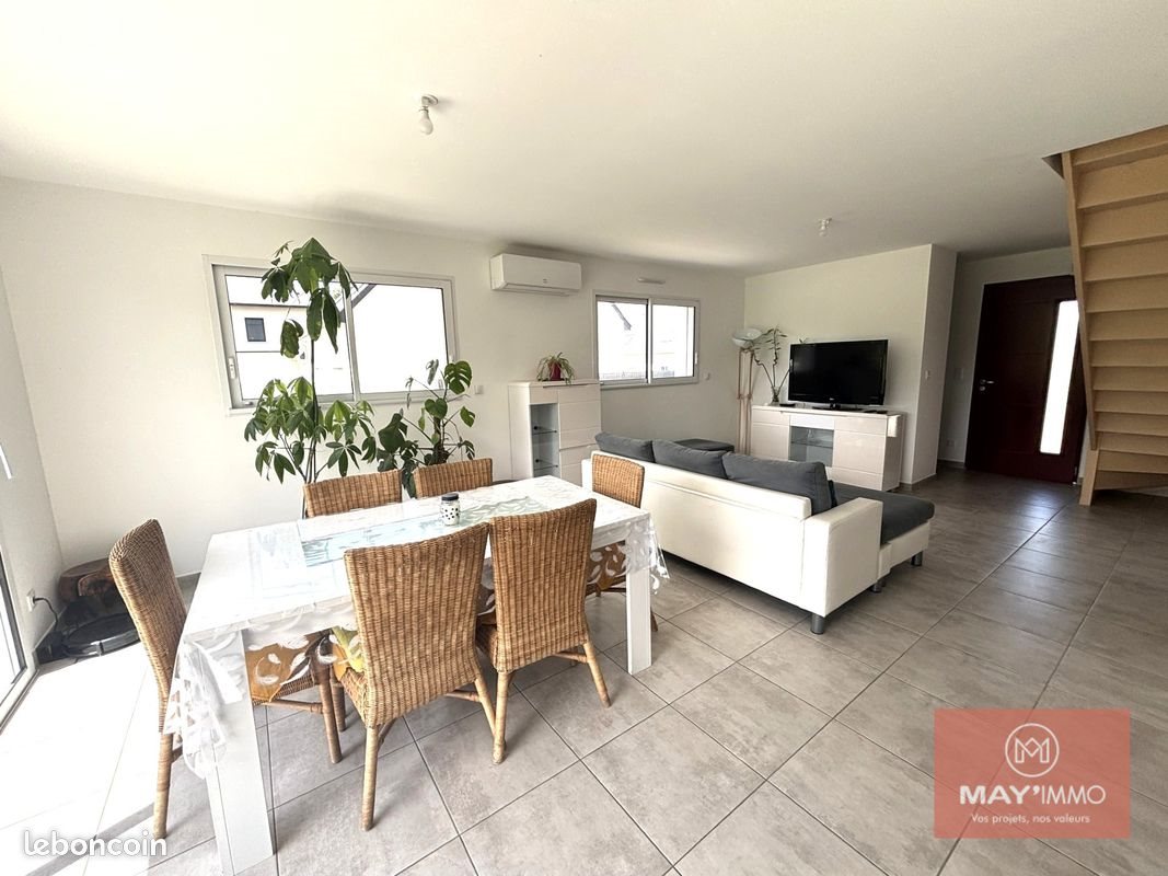 Maison à vendre, 115m², Astillé