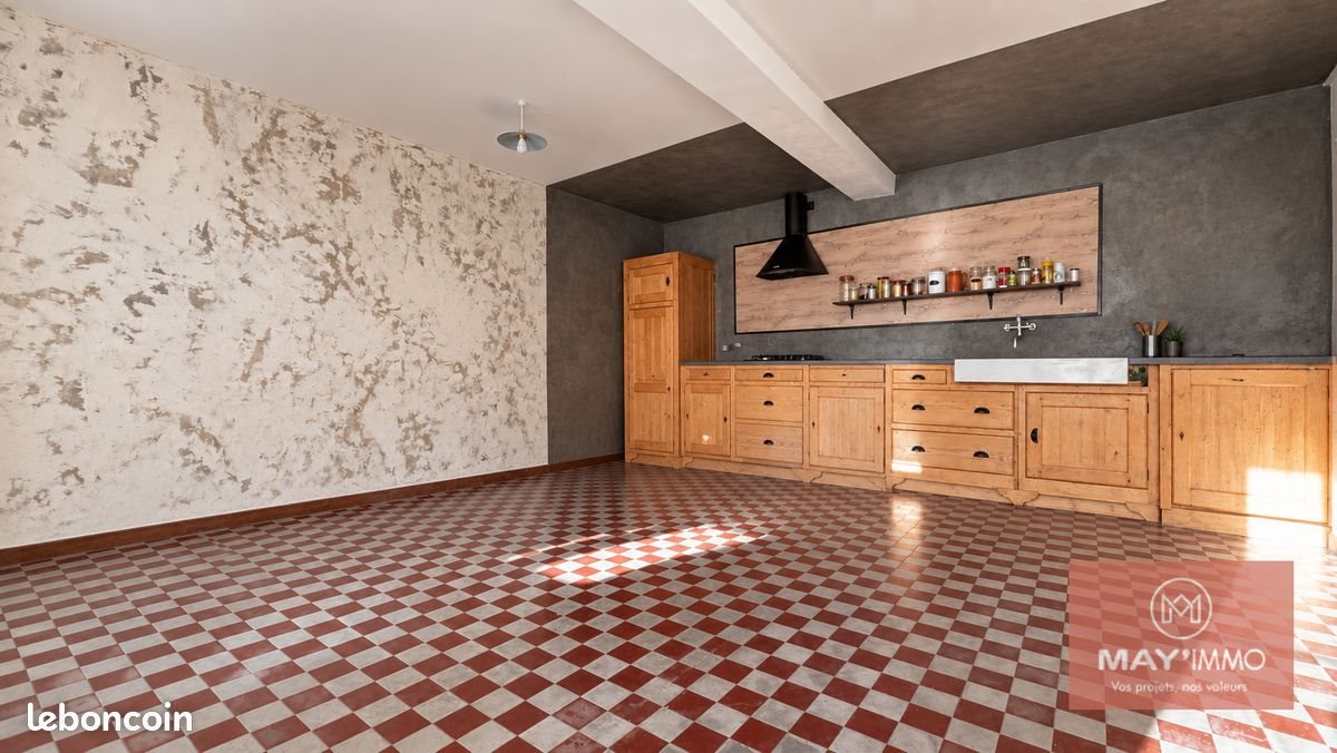 Maison à louer, 115m², Quelaines-Saint-Gault