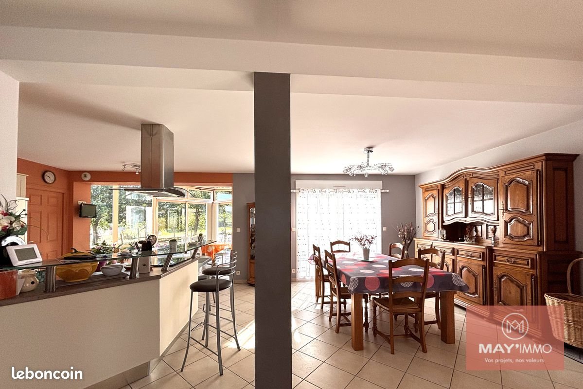 Maison à vendre, 190m², Saint-Georges-sur-Erve