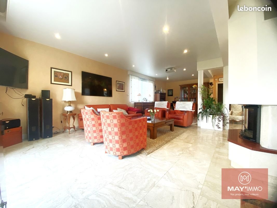 Maison à vendre, 250m², La Guerche-de-Bretagne